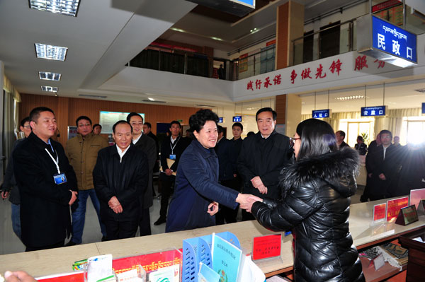 舒晓琴在西藏调研时强调 深入推进信访工作制度改革 为服务西藏经济社会发展作出新贡献