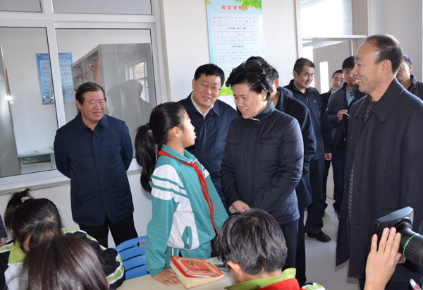 舒晓琴在国家信访局定点扶贫县河北省海兴县调研时强调坚持精准扶贫精准脱贫坚决打赢脱贫攻坚战