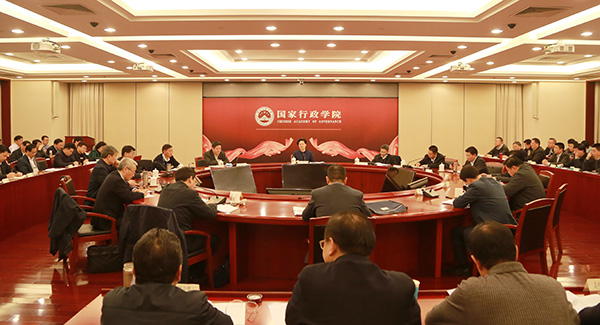 舒晓琴在全国部分地市信访工作专题研讨班上强调 <br>坚持以人民为中心的发展思想 <br>不断增强做好信访工作的政治责任感